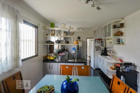 Casa à venda com 263m², 3 quartos e 6 vagasCozinha