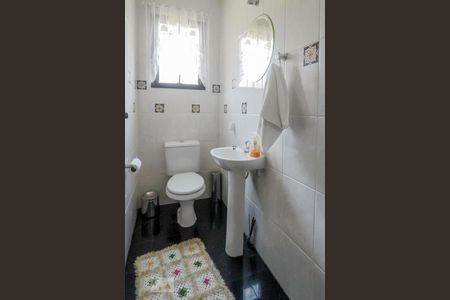 Casa à venda com 263m², 3 quartos e 6 vagasLavabo