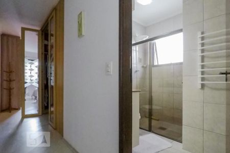 Casa à venda com 263m², 3 quartos e 6 vagasCorrdeor