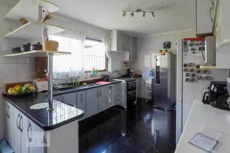 Casa à venda com 263m², 3 quartos e 6 vagasCozinha