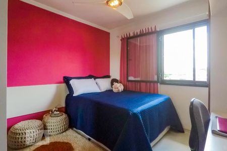 Casa à venda com 263m², 3 quartos e 6 vagasQuarto 2 - Suite