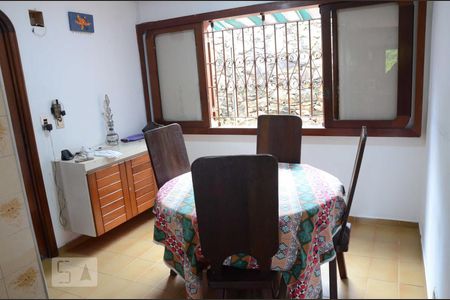 Casa à venda com 700m², 5 quartos e 4 vagasCozinha