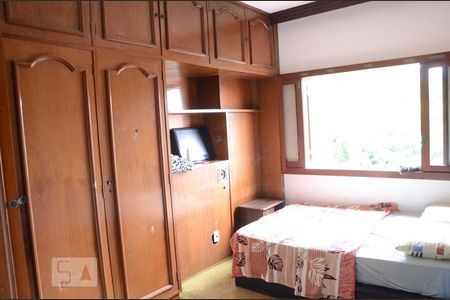 Casa à venda com 700m², 5 quartos e 4 vagasQuarto 3