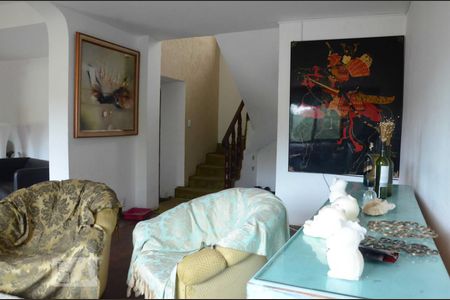 Casa à venda com 700m², 5 quartos e 4 vagasDetalhe Sala