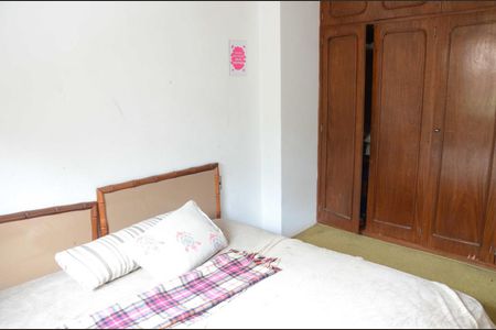 Casa à venda com 700m², 5 quartos e 4 vagasQuarto 1