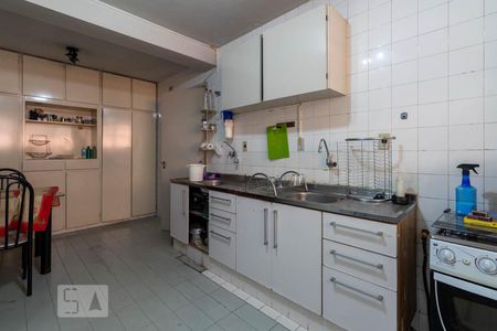 Apartamento à venda com 226m², 3 quartos e sem vagaCozinha