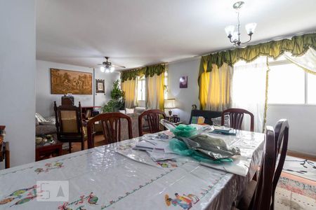 Apartamento à venda com 226m², 3 quartos e sem vagaSala