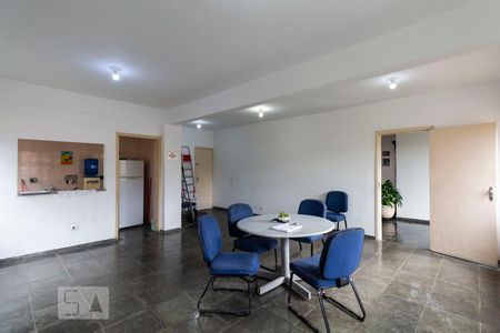 Apartamento à venda com 100m², 2 quartos e 1 vagaSalão de Festas