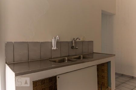 Cozinha de casa para alugar com 1 quarto, 45m² em Jardim Santa Cruz (sacomã), São Paulo