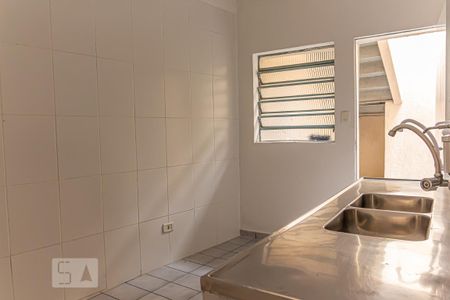 Casa para alugar com 45m², 1 quarto e sem vaga Casa para alugar com 45m², 1 quarto e sem vagaCozinha