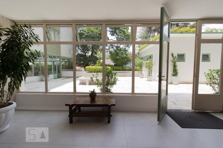 Hall de Entrada de apartamento para alugar com 2 quartos, 68m² em Itaim Bibi, São Paulo