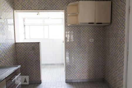 Cozinha de apartamento para alugar com 2 quartos, 68m² em Itaim Bibi, São Paulo