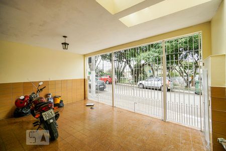 Garagem de casa à venda com 1 quarto, 170m² em Jardim Piqueroby, São Paulo