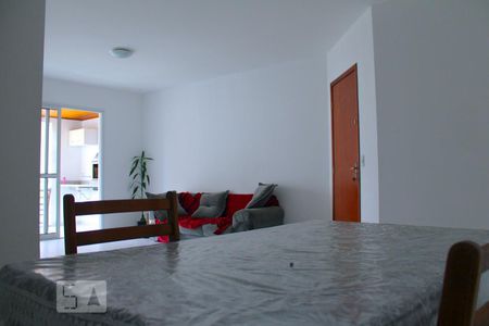 Sala de apartamento à venda com 3 quartos, 110m² em Jardim Maria Rosa, Taboão da Serra