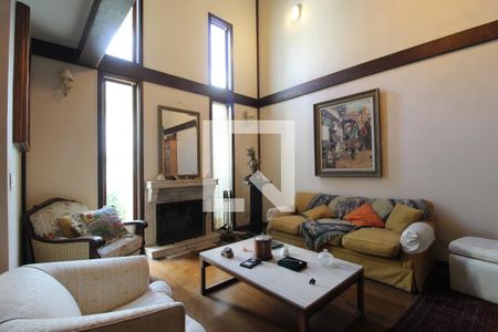 Sala de casa à venda com 3 quartos, 220m² em Vila Nova Conceição, São Paulo