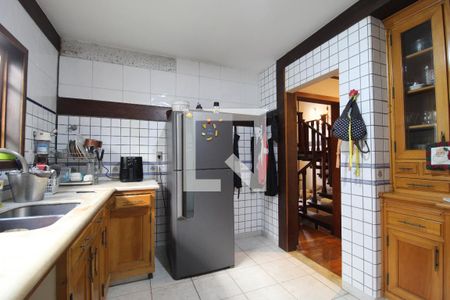 Casa à venda com 220m², 3 quartos e 2 vagasCozinha