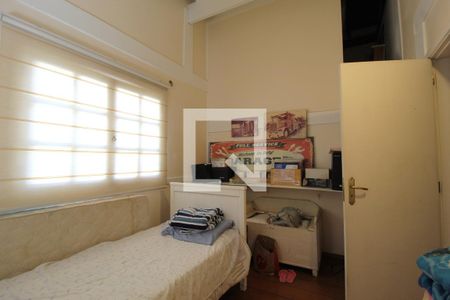 Casa à venda com 220m², 3 quartos e 2 vagasQuarto 2