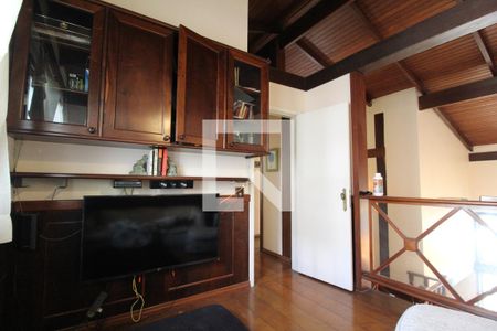 Quarto 1 de casa à venda com 3 quartos, 220m² em Vila Nova Conceição, São Paulo