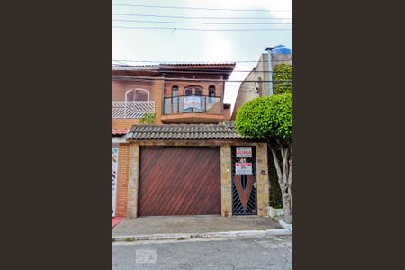 Fachada de casa para alugar com 3 quartos, 190m² em Parque Monteiro Soares, São Paulo