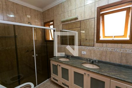 Casa para alugar com 200m², 4 quartos e 3 vagasBanheiro