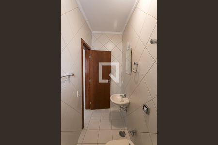 Casa para alugar com 200m², 4 quartos e 3 vagasBanheiro