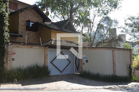 Casa para alugar com 200m², 4 quartos e 3 vagasEntrada