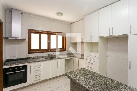 Casa para alugar com 200m², 4 quartos e 3 vagasCozinha