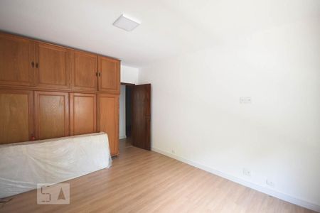 Casa para alugar com 500m², 4 quartos e 6 vagasSuíte 1
