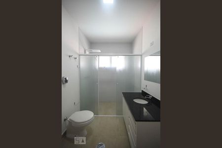 Casa para alugar com 500m², 4 quartos e 6 vagasBanheiro Suíte 2