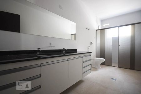 Casa para alugar com 500m², 4 quartos e 6 vagasBanheiro Suíte 1