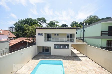 Casa para alugar com 500m², 4 quartos e 6 vagasVista da Área de Serviço
