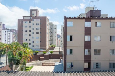 Vista da Sala de apartamento para alugar com 2 quartos, 58m² em Santa Terezinha, São Bernardo do Campo