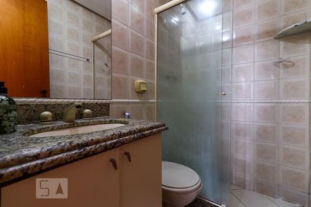 Apartamento à venda com 90m², 2 quartos e 2 vagas Apartamento à venda com 90m², 2 quartos e 2 vagasBanheiro Social