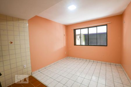 Sala/Quarto de apartamento para alugar com 1 quarto, 25m² em Asa Norte, Brasília
