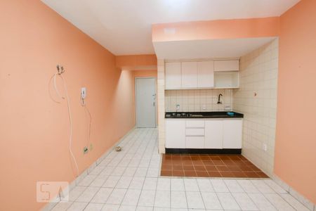 Sala/Quarto de apartamento para alugar com 1 quarto, 25m² em Asa Norte, Brasília