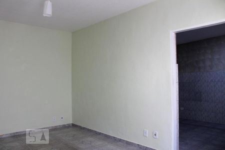 Sala de casa à venda com 2 quartos, 95m² em Cidade Antônio Estevão de Carvalho, São Paulo