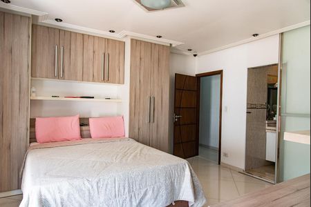 Casa à venda com 530m², 4 quartos e 4 vagas Casa à venda com 530m², 4 quartos e 4 vagasSuíte