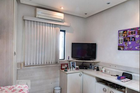 Casa à venda com 530m², 4 quartos e 4 vagas Casa à venda com 530m², 4 quartos e 4 vagasQuarto 1