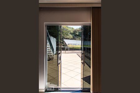 Casa à venda com 530m², 4 quartos e 4 vagas Casa à venda com 530m², 4 quartos e 4 vagasVaranda da suíte