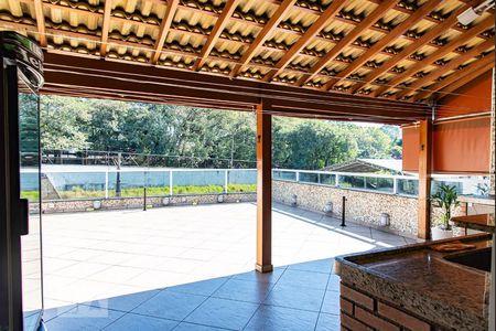 Casa à venda com 530m², 4 quartos e 4 vagas Casa à venda com 530m², 4 quartos e 4 vagasChurrasqueira