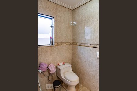 Casa à venda com 530m², 4 quartos e 4 vagas Casa à venda com 530m², 4 quartos e 4 vagasBanheiro da suíte