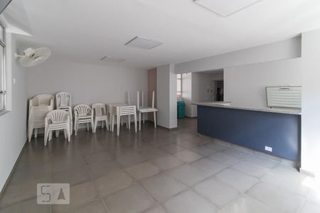 Apartamento à venda com 127m², 2 quartos e 2 vagas Apartamento à venda com 127m², 2 quartos e 2 vagasSalão de Festas