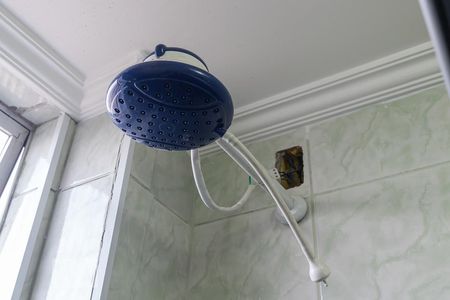 Apartamento à venda com 127m², 2 quartos e 2 vagas Apartamento à venda com 127m², 2 quartos e 2 vagasChuveiro