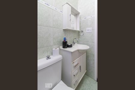 Apartamento à venda com 127m², 2 quartos e 2 vagas Apartamento à venda com 127m², 2 quartos e 2 vagasBanheiro 1