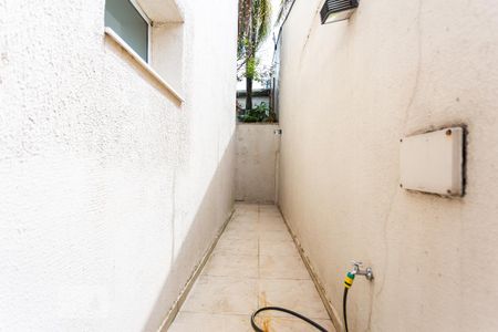 Casa à venda com 450m², 5 quartos e 4 vagasCorredor