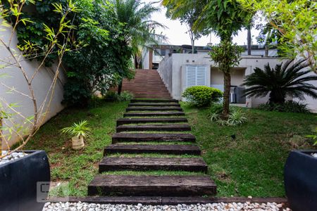 Casa à venda com 450m², 5 quartos e 4 vagasQuintal