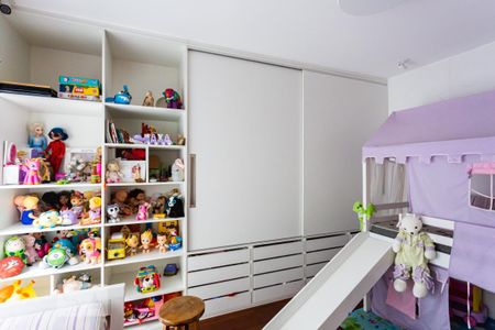 Casa à venda com 450m², 5 quartos e 4 vagasSuite