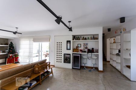 Casa à venda com 450m², 5 quartos e 4 vagasSala