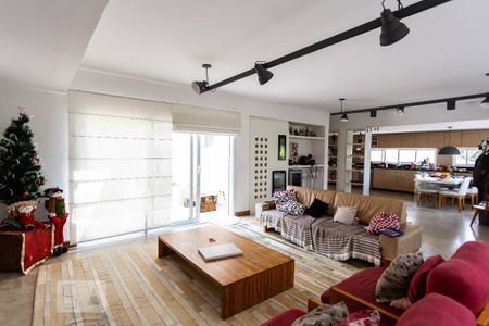 Casa à venda com 450m², 5 quartos e 4 vagasSala