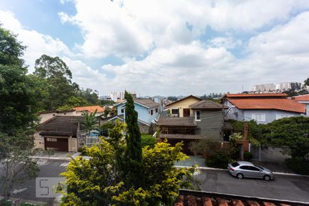 Casa à venda com 450m², 5 quartos e 4 vagasVista